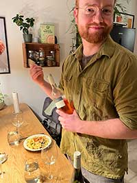 Kunde mit Spätburgunder Rosé trocken