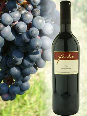 Rotwein Dunkelfelder süß im Weingut Fuchs