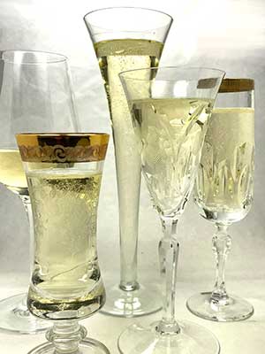 verschiedene Sektgläser