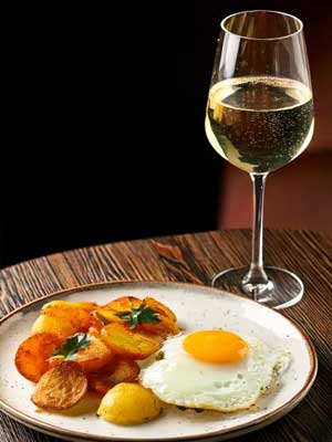 Pinot Blanc Dry, Histamine-Certified – zum Essen